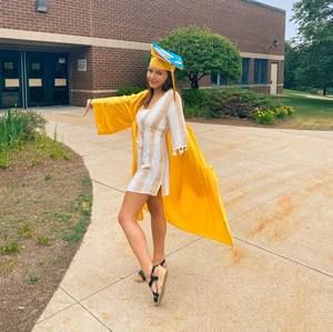 Meet your Posher, Julianna